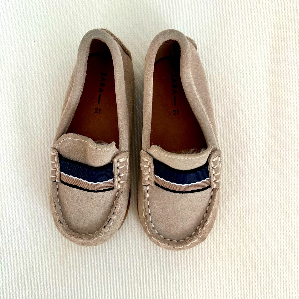 Toddler suede moccasin driver